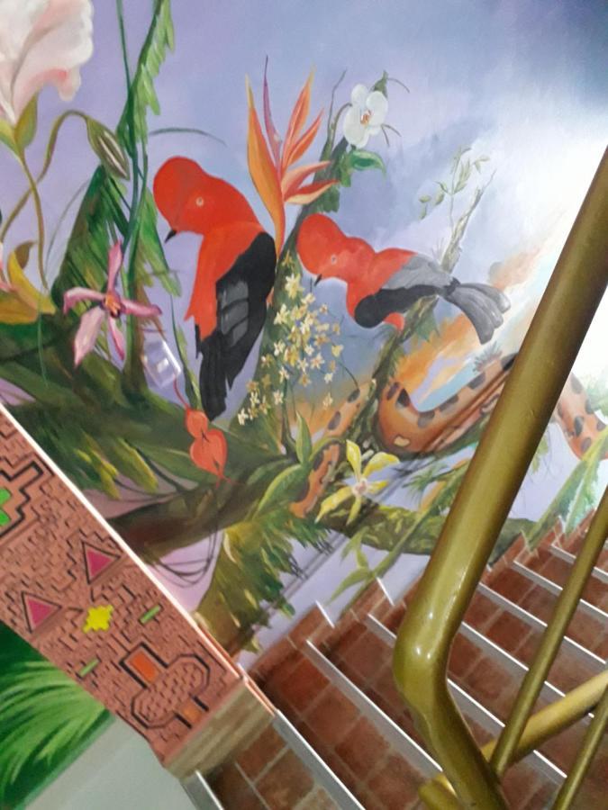 Hospedaje Renzo Tarapoto Esterno foto