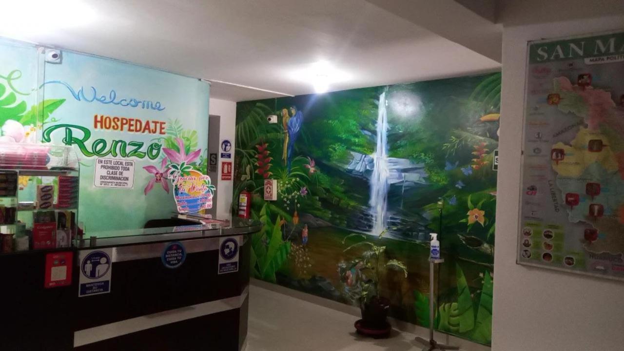 Hospedaje Renzo Tarapoto Esterno foto