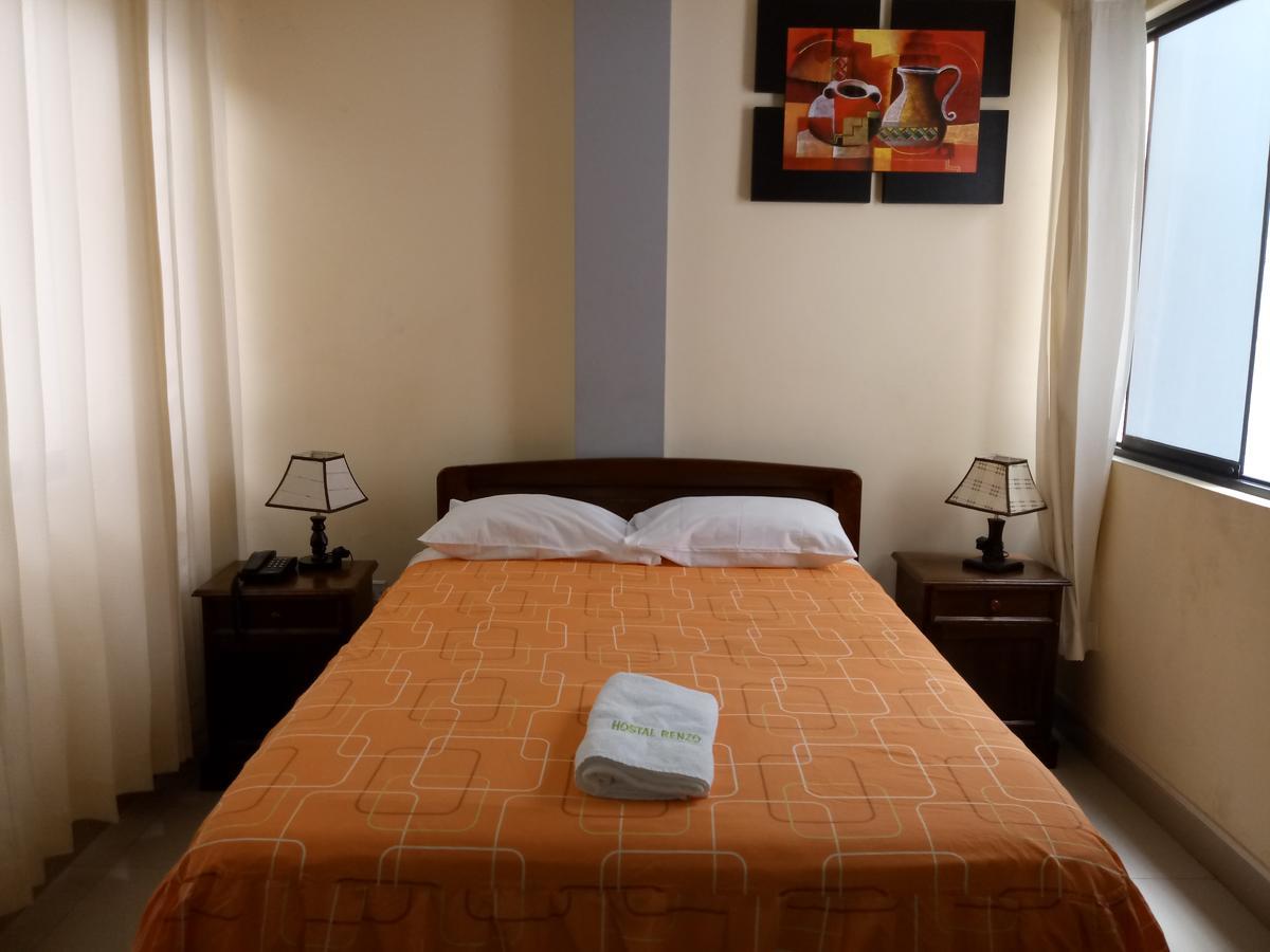 Hospedaje Renzo Tarapoto Esterno foto