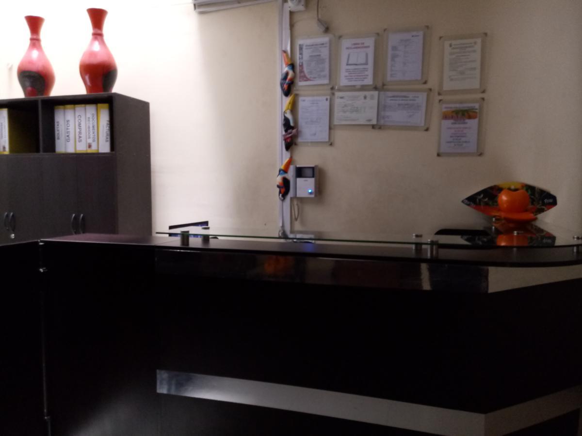 Hospedaje Renzo Tarapoto Esterno foto